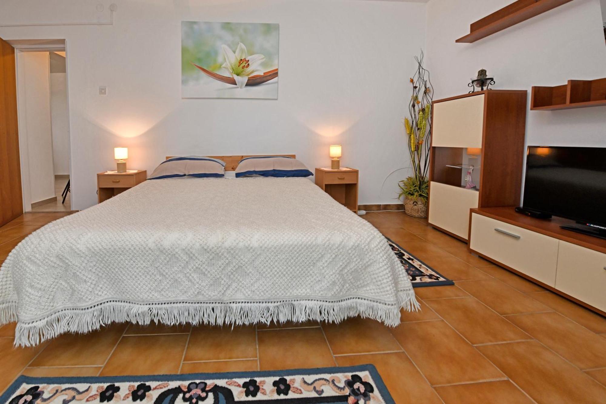 Apartment Slavica Vrvari Πόρετς Δωμάτιο φωτογραφία