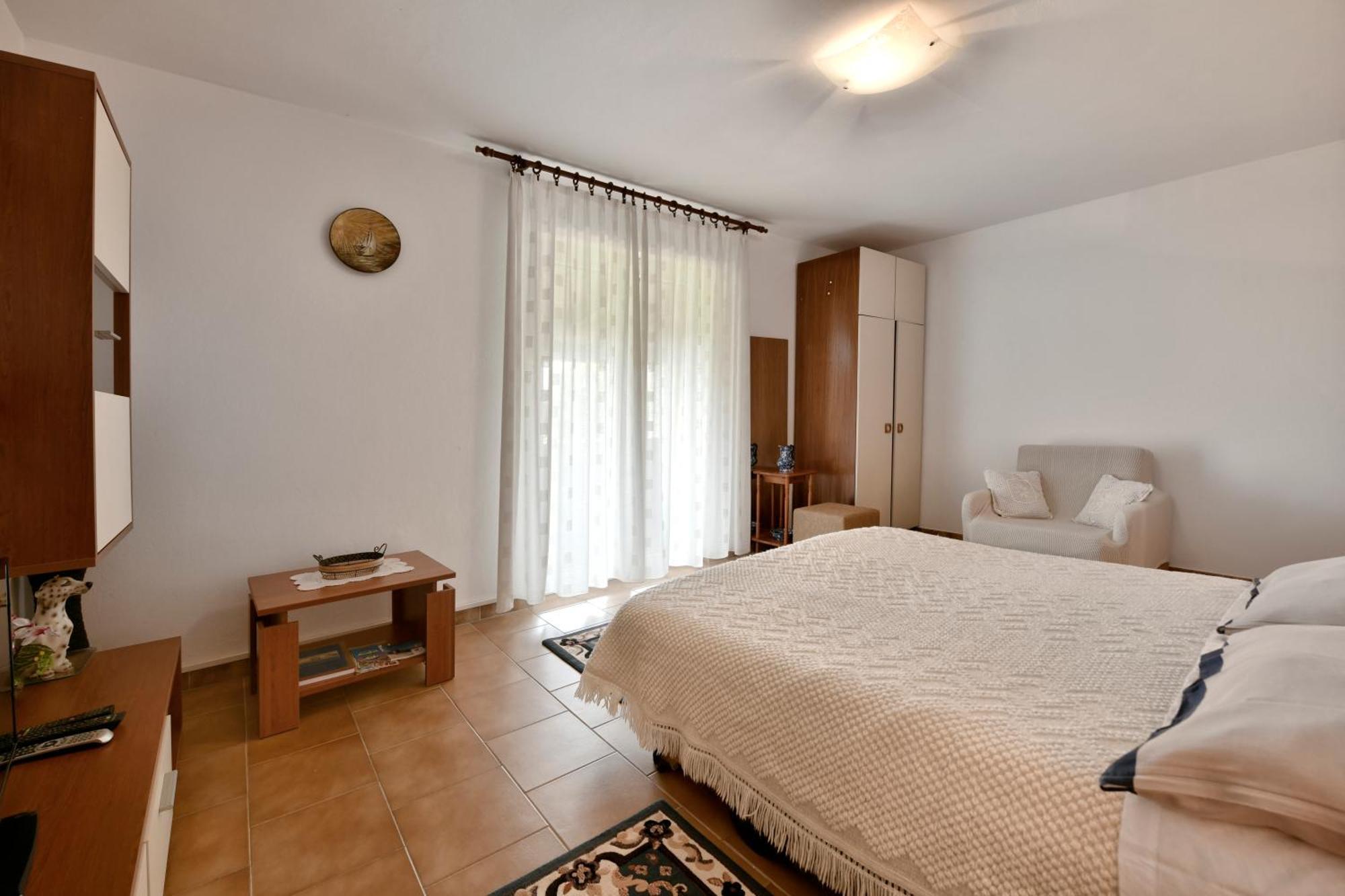 Apartment Slavica Vrvari Πόρετς Δωμάτιο φωτογραφία